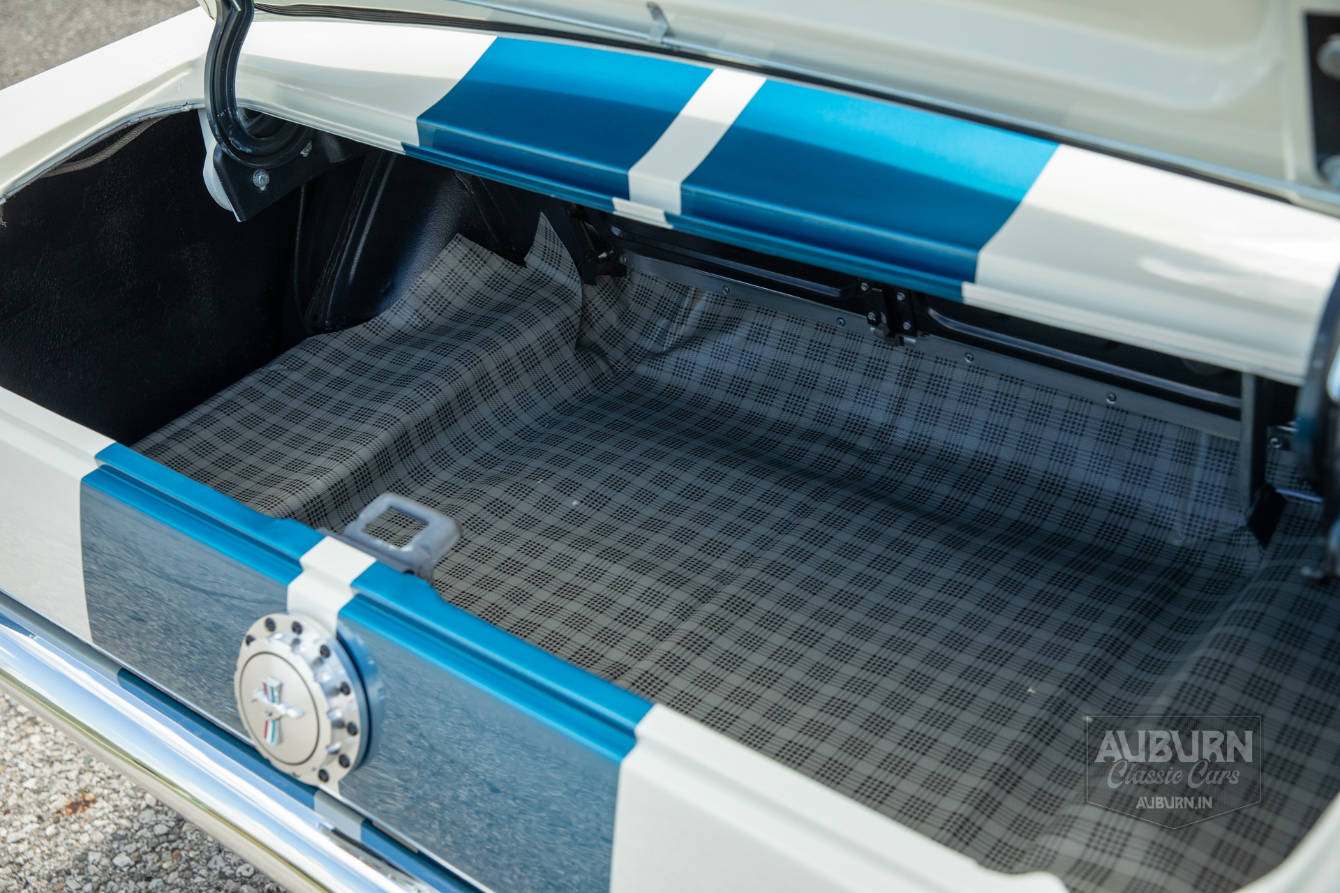 1966 Ford Mustang Shelby GT350 Replica — thumbnail 32 of 41