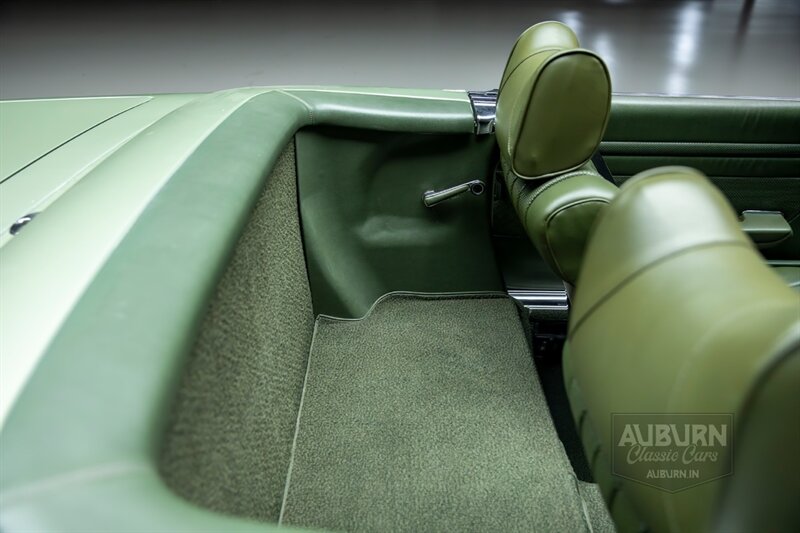 1974 Mercedes-Benz 450SL — thumbnail 39 of 41