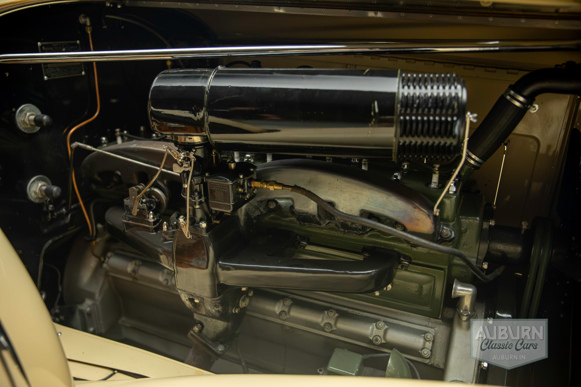 1934 Packard 1104 Super Eight Coupe Roadster — thumbnail 25 of 31