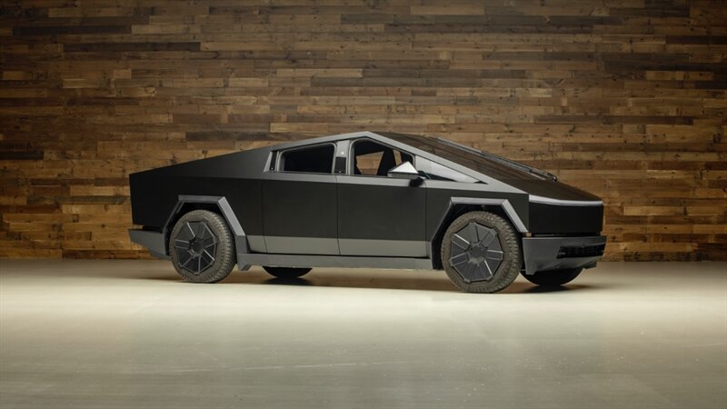 2024 Tesla Cybertruck — thumbnail 5 of 28