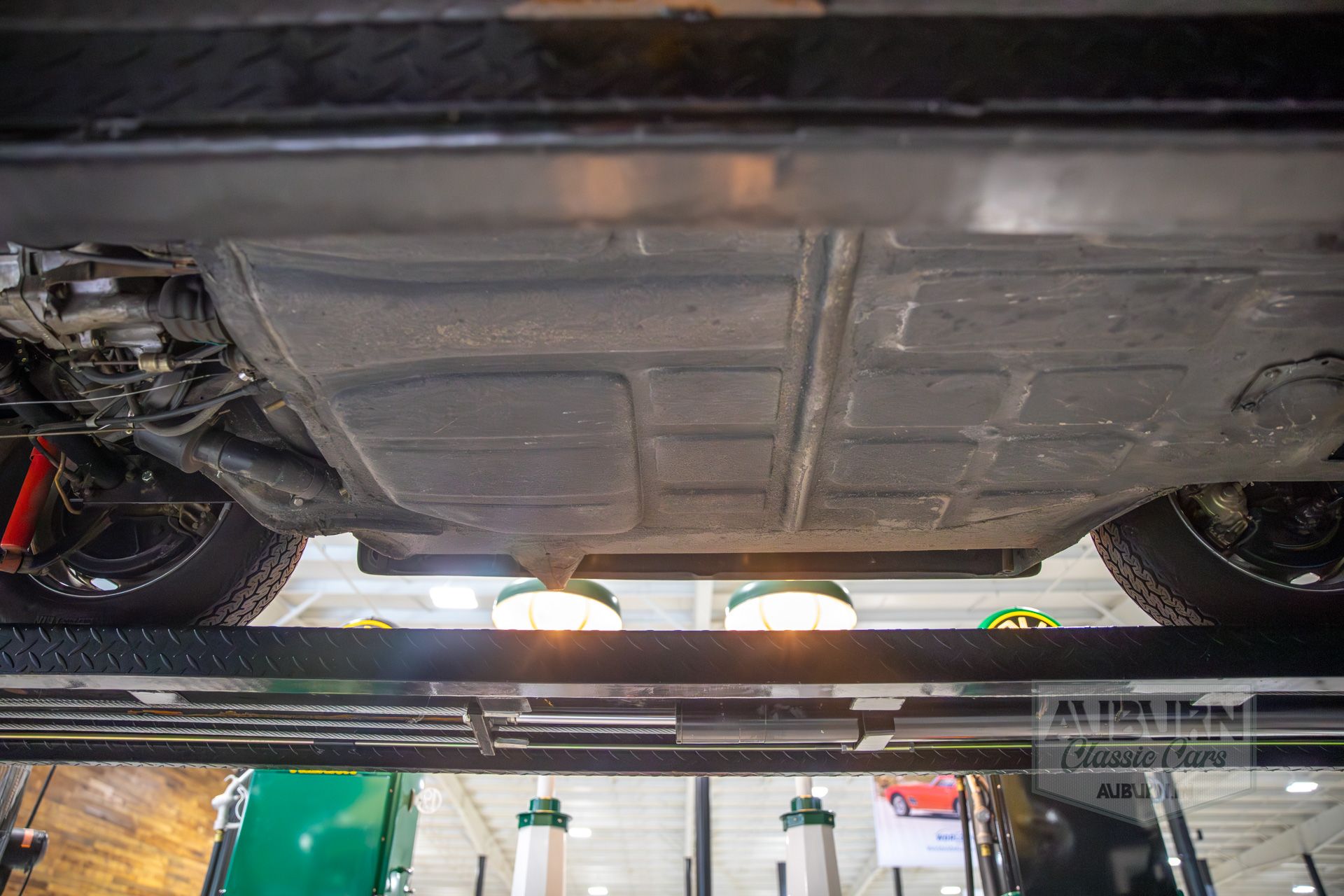 1965 Porsche 356C — thumbnail 13 of 36