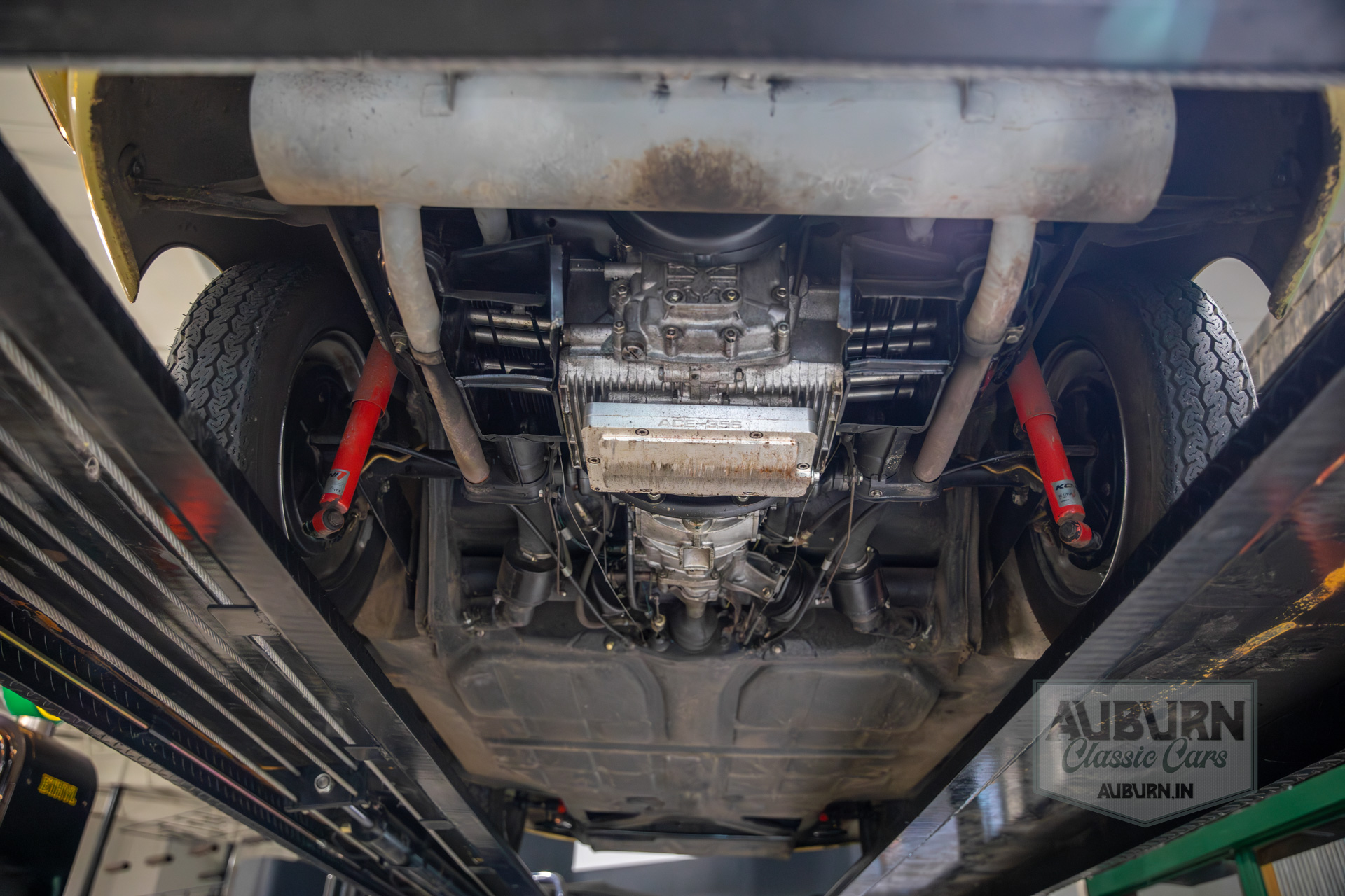 1965 Porsche 356C — thumbnail 18 of 36