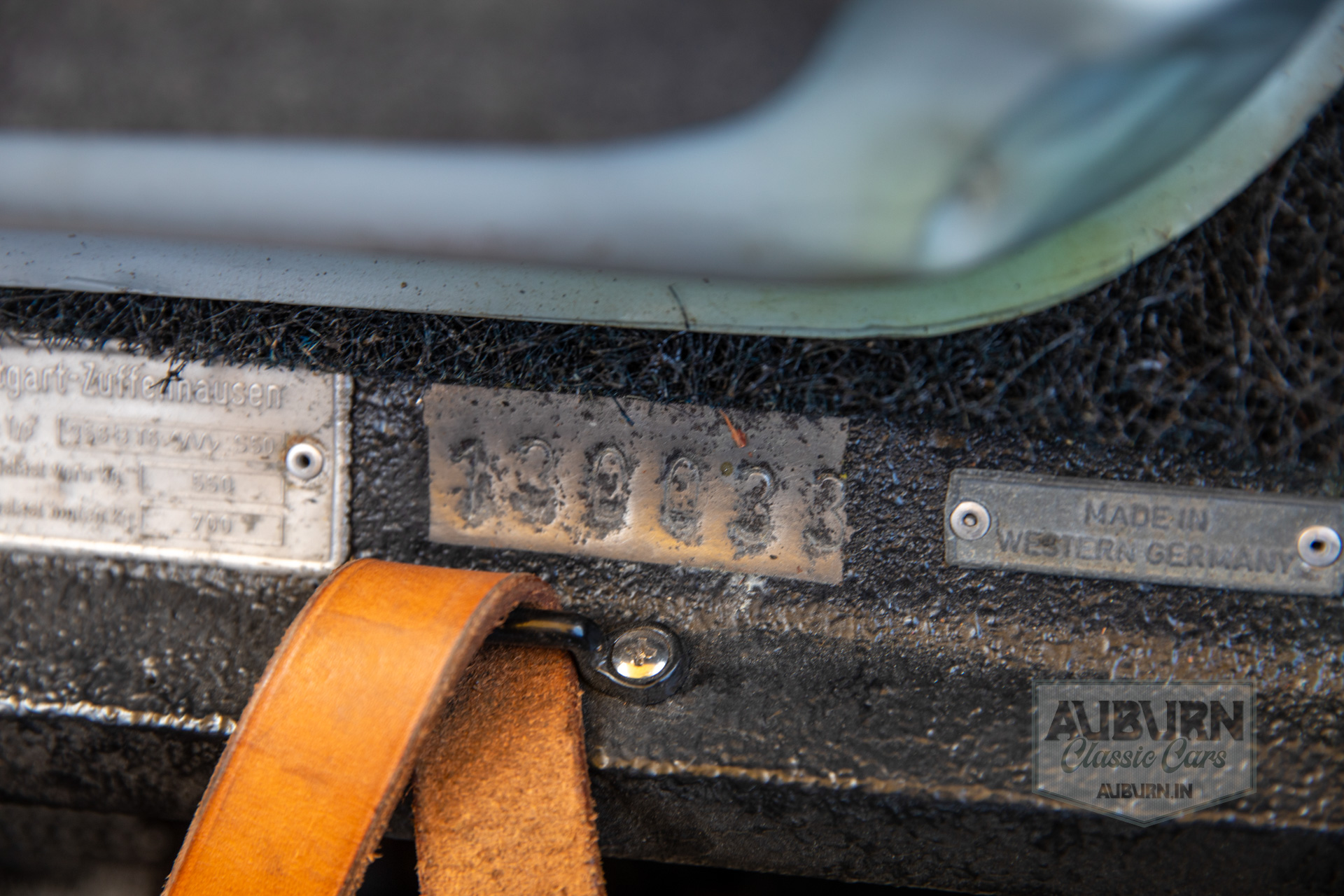 1965 Porsche 356C — thumbnail 31 of 36