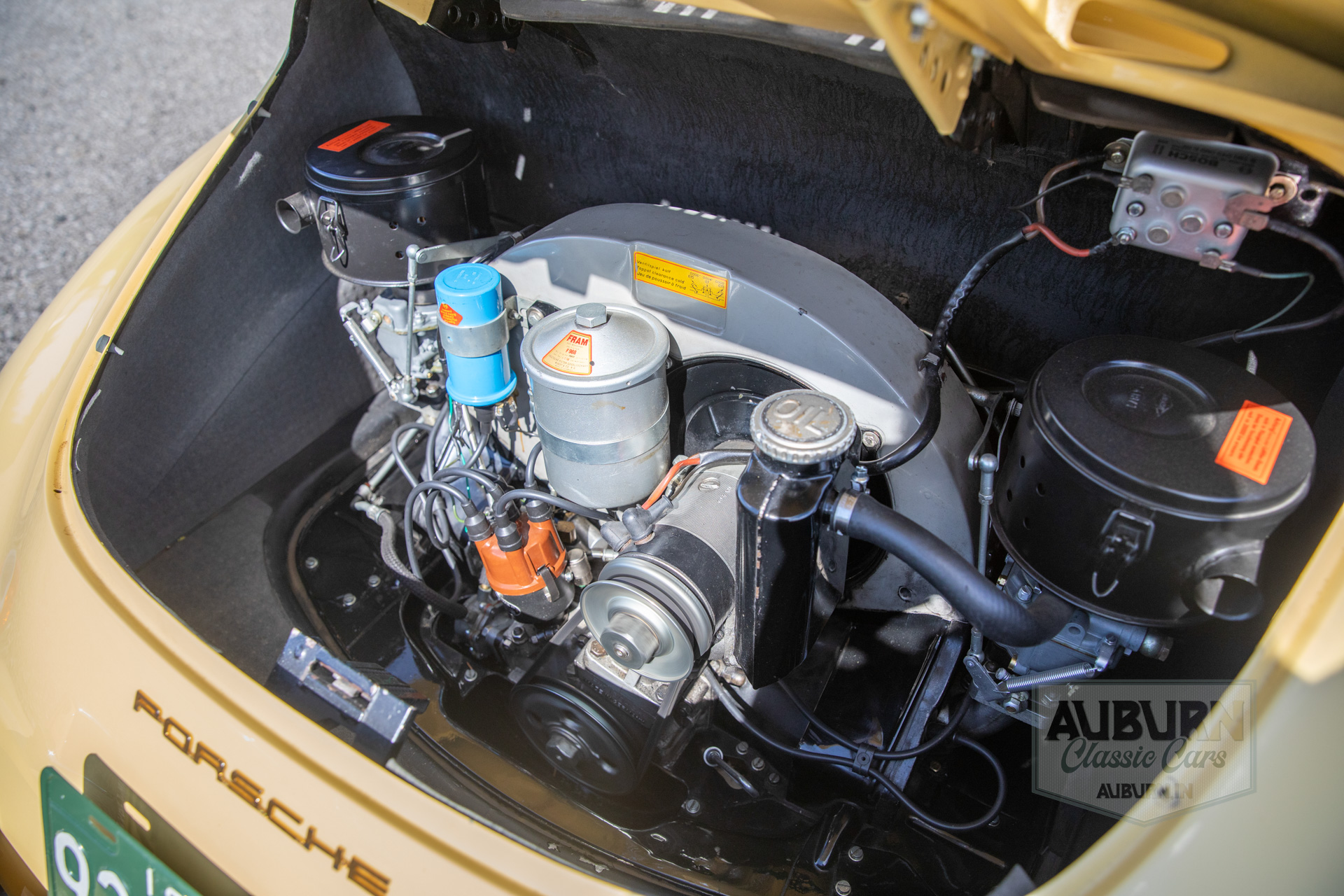 1965 Porsche 356C — thumbnail 34 of 36