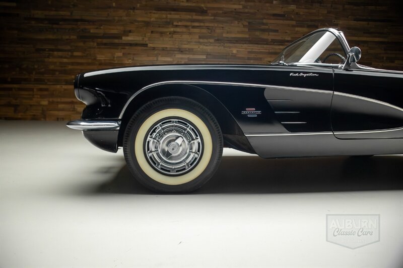 1961 Chevrolet Corvette Fuelie — thumbnail 28 of 41