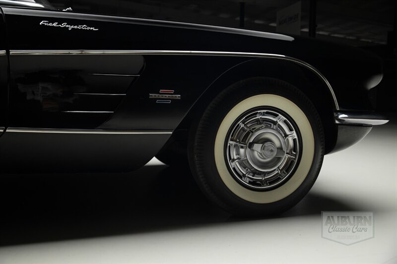 1961 Chevrolet Corvette Fuelie — thumbnail 29 of 41