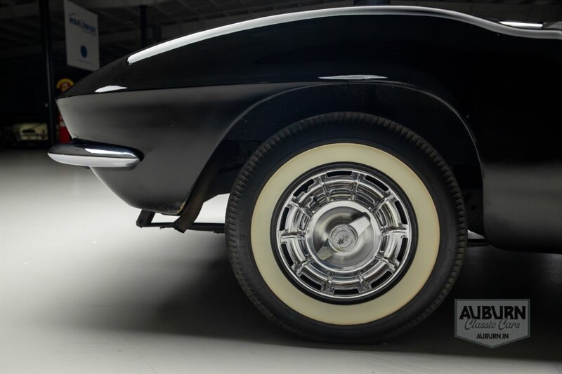 1961 Chevrolet Corvette Fuelie — thumbnail 34 of 41