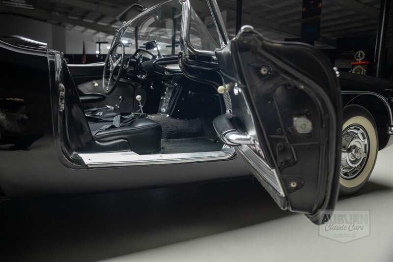 1961 Chevrolet Corvette Fuelie — thumbnail 35 of 41
