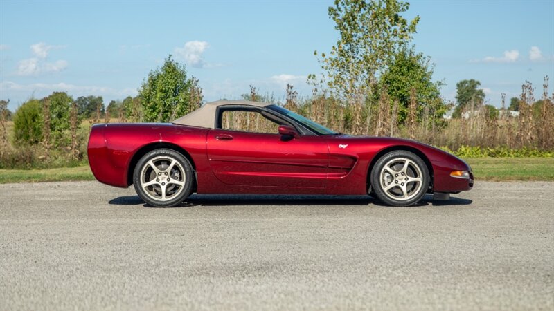 2003 Chevrolet Corvette — thumbnail 16 of 41