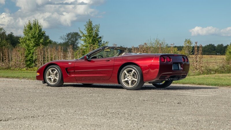 2003 Chevrolet Corvette — thumbnail 3 of 41