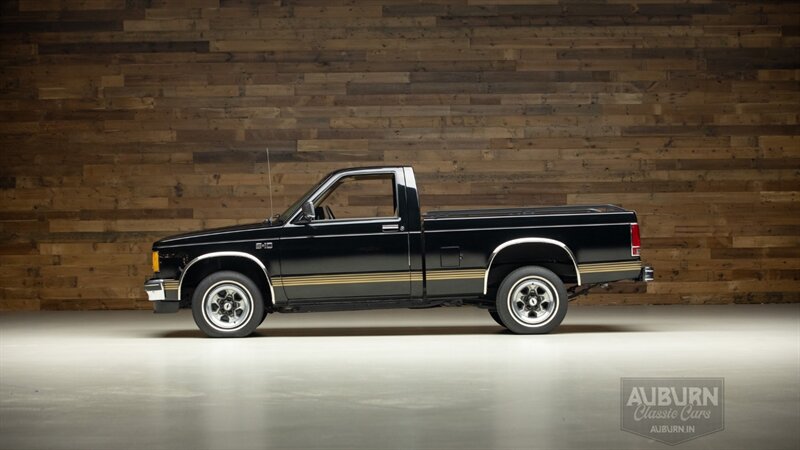1984 Chevrolet S-10 — thumbnail 2 of 41