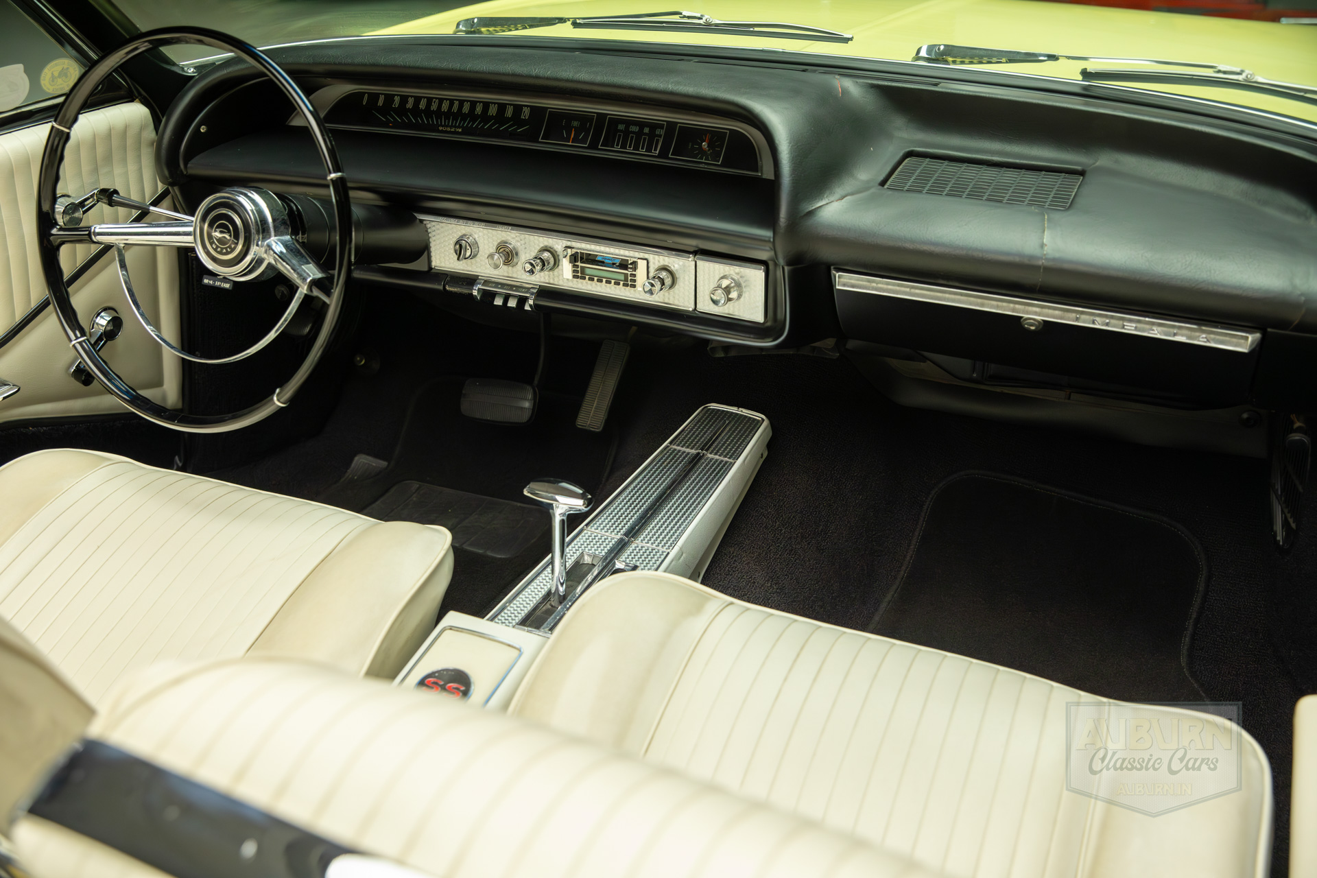 1964 Chevrolet Impala Super Sport Convertible — thumbnail 24 of 35