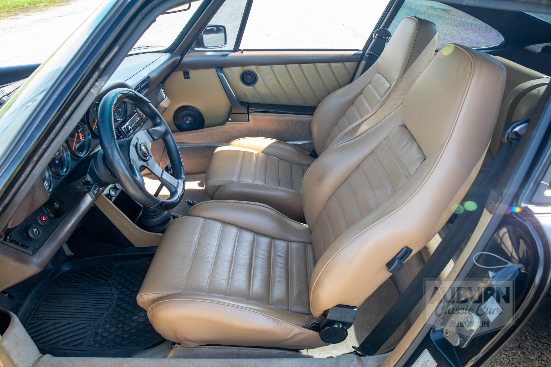 1982 Porsche 911SC — thumbnail 30 of 35