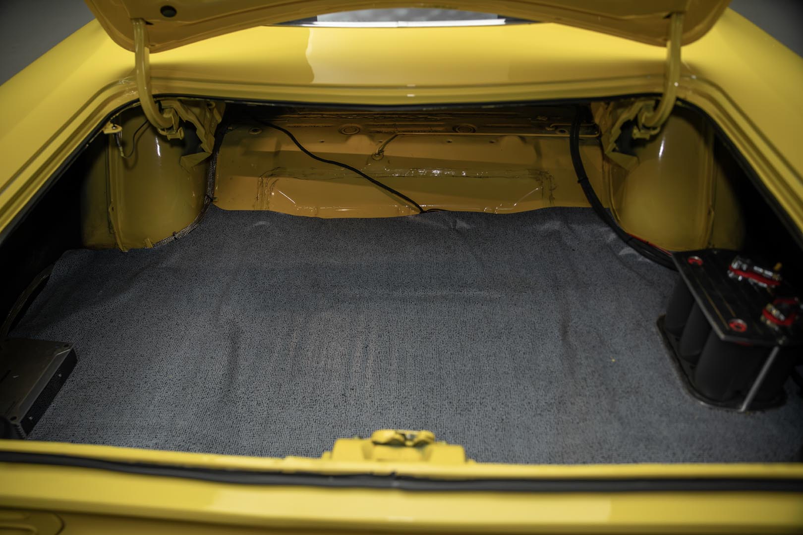 1970 Plymouth Satellite Two-Door — thumbnail 20 of 33