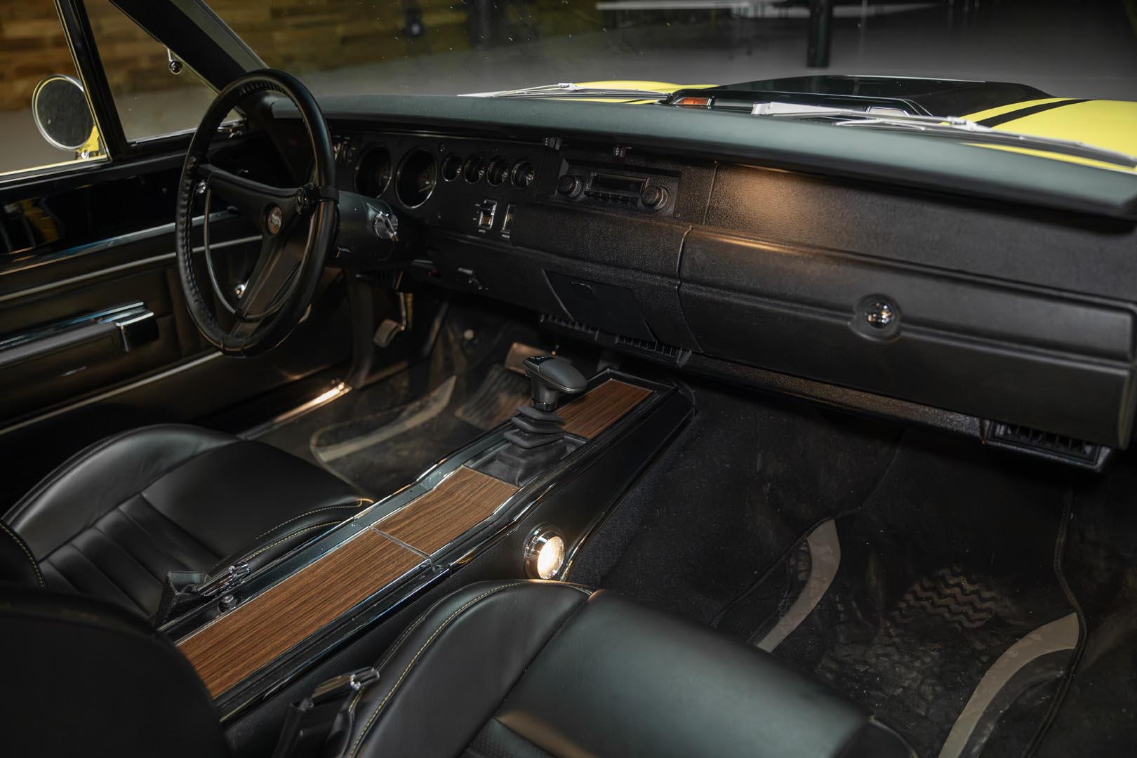 1970 Plymouth Satellite Two-Door — thumbnail 24 of 33