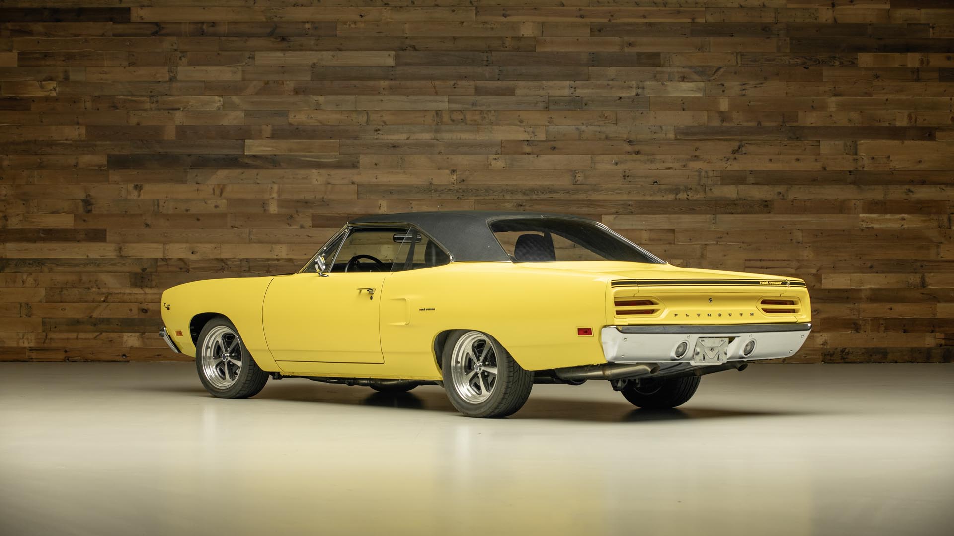 1970 Plymouth Satellite Two-Door — thumbnail 3 of 33