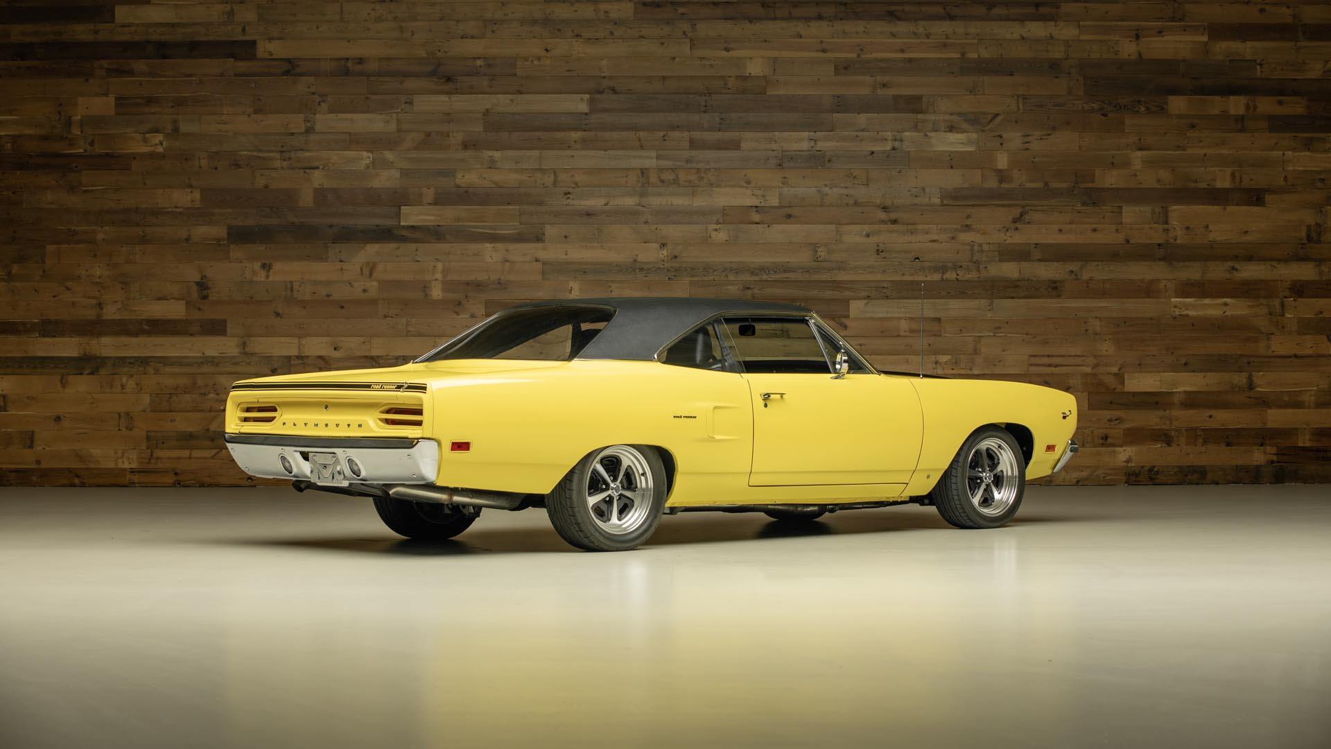 1970 Plymouth Satellite Two-Door — thumbnail 5 of 33