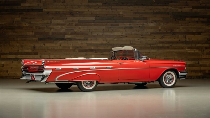 1959 Pontiac Bonneville 455 Fuelie Convertible — thumbnail 3 of 32