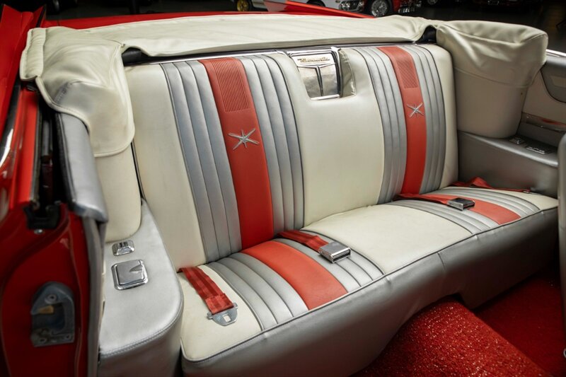 1959 Pontiac Bonneville 455 Fuelie Convertible — thumbnail 20 of 32
