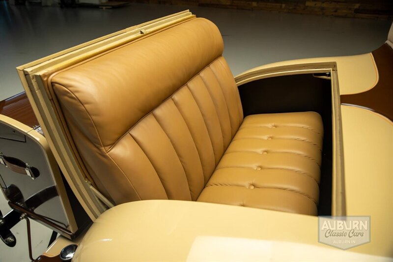 1932 Auburn 8-100A Coupe — thumbnail 10 of 52