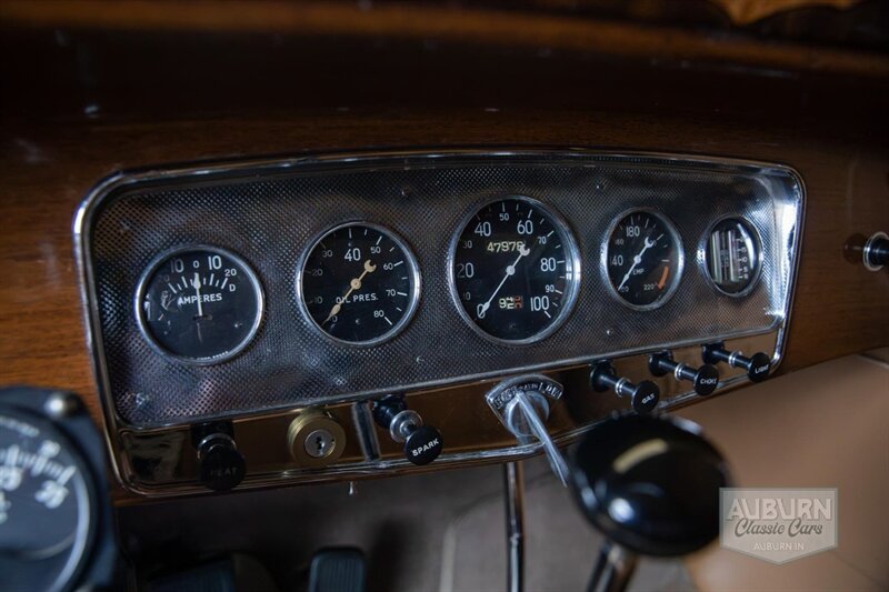 1932 Auburn 8-100A Coupe — thumbnail 15 of 52
