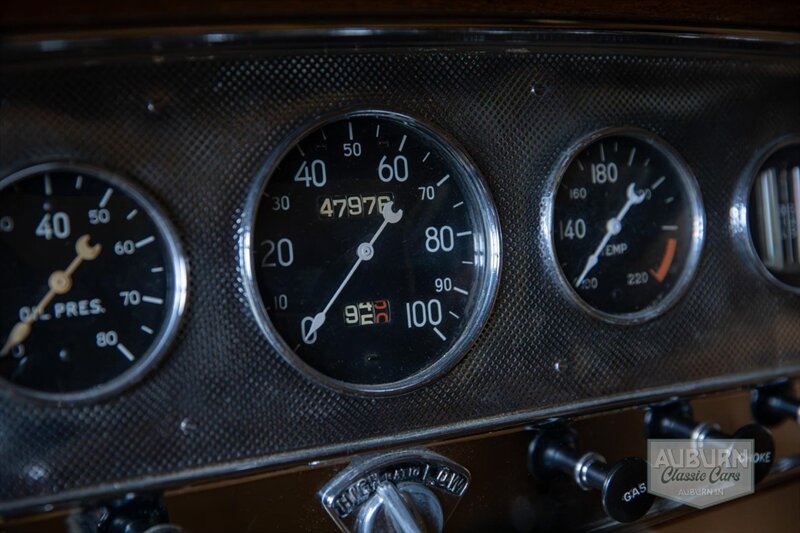 1932 Auburn 8-100A Coupe — thumbnail 16 of 52