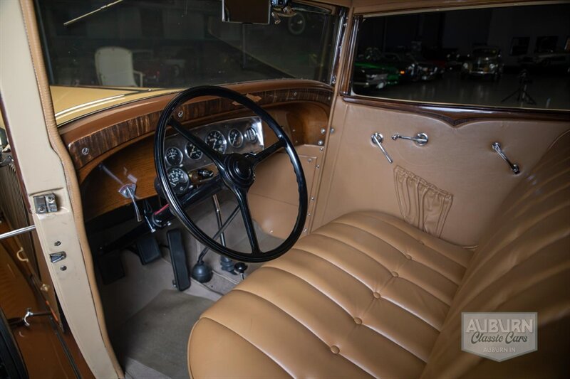1932 Auburn 8-100A Coupe — thumbnail 17 of 52