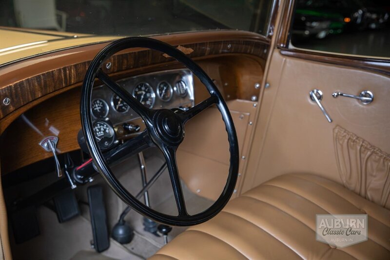 1932 Auburn 8-100A Coupe — thumbnail 18 of 52