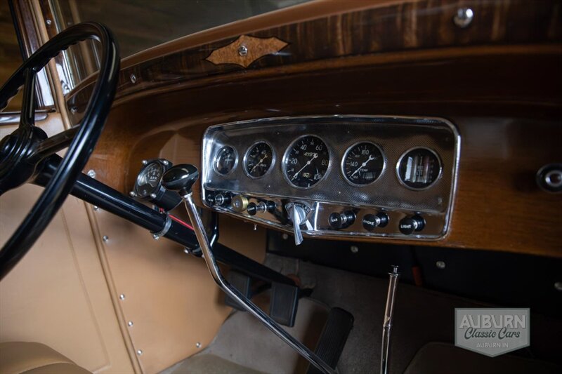 1932 Auburn 8-100A Coupe — thumbnail 22 of 52