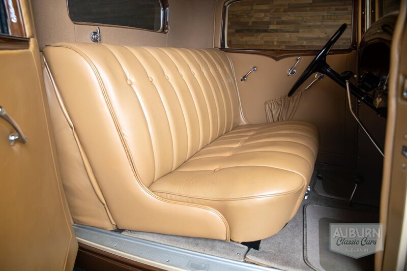 1932 Auburn 8-100A Coupe — thumbnail 24 of 52