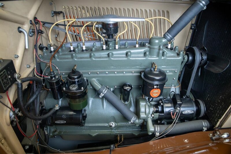 1932 Auburn 8-100A Coupe — thumbnail 35 of 52