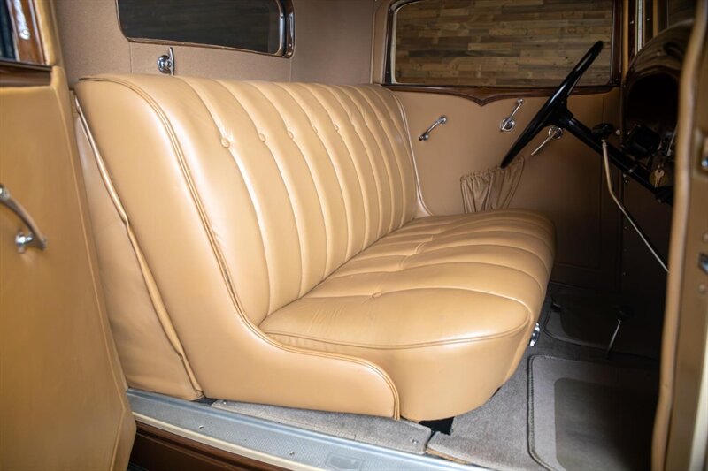 1932 Auburn 8-100A Coupe — thumbnail 36 of 52
