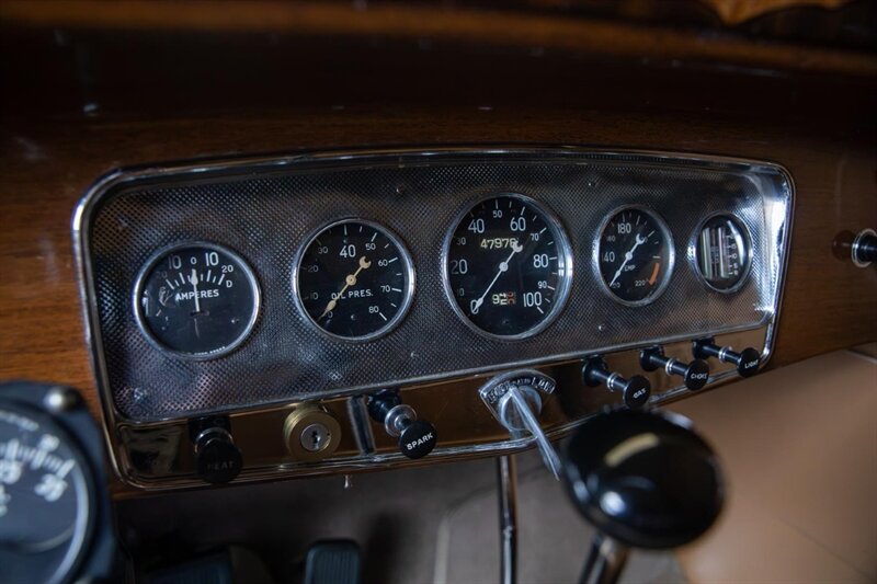 1932 Auburn 8-100A Coupe — thumbnail 45 of 52