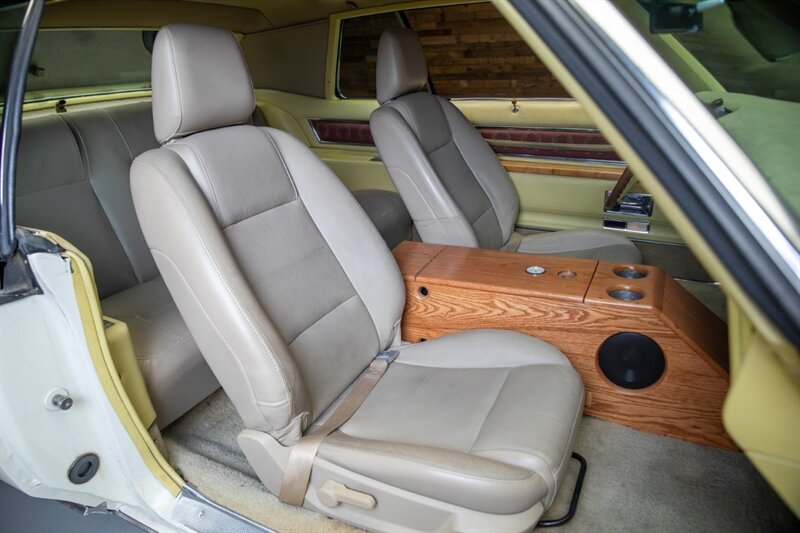 1971 Cadillac Coupe Deville — thumbnail 20 of 24