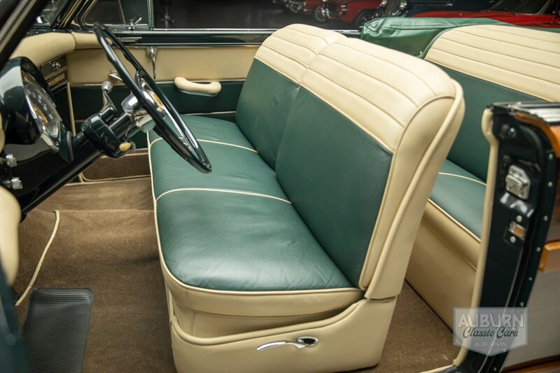 1949 Chrysler Town & Country Convertible — thumbnail 23 of 32