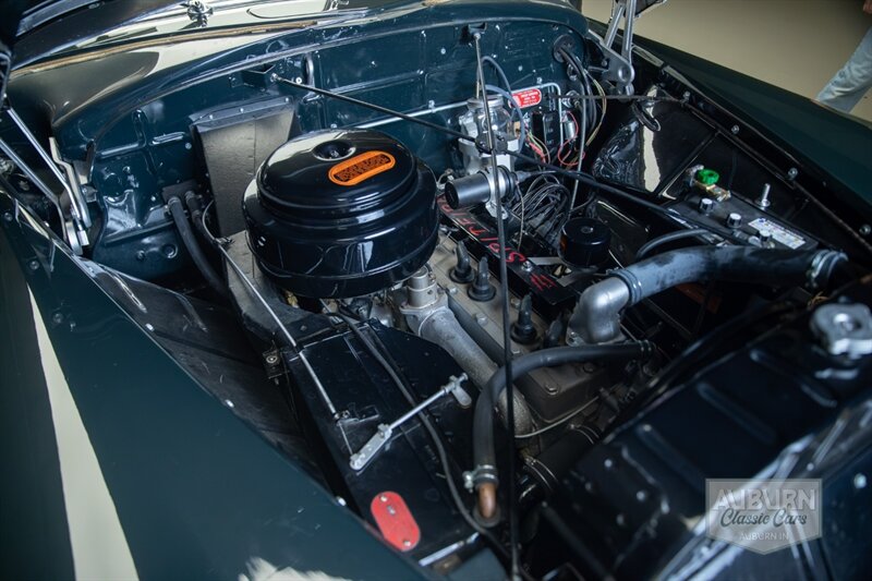 1949 Chrysler Town & Country Convertible — thumbnail 24 of 32