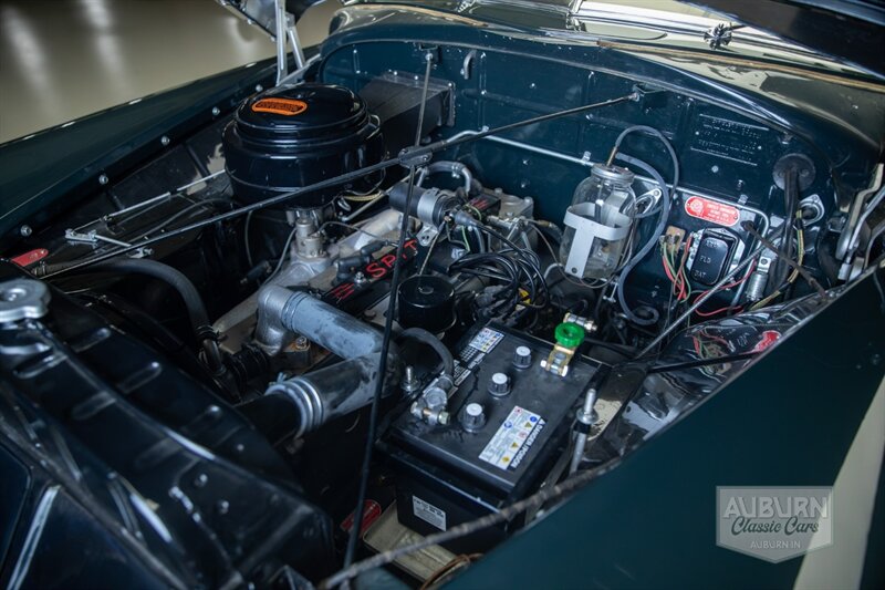 1949 Chrysler Town & Country Convertible — thumbnail 29 of 32