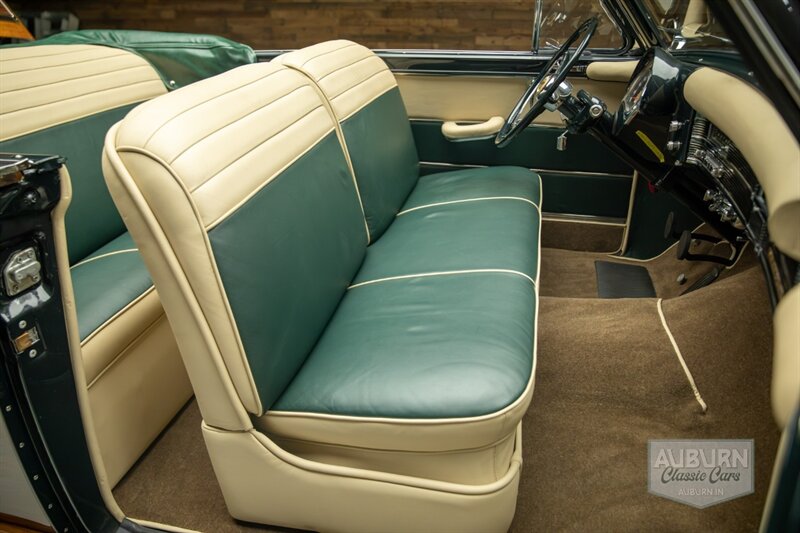 1949 Chrysler Town & Country Convertible — thumbnail 32 of 32