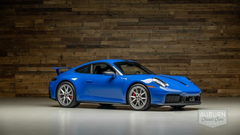 2026 Porsche 911 Carrera GTS — thumbnail 6 of 33