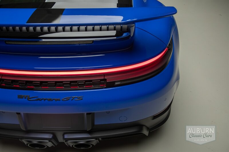 2026 Porsche 911 Carrera GTS — thumbnail 24 of 33