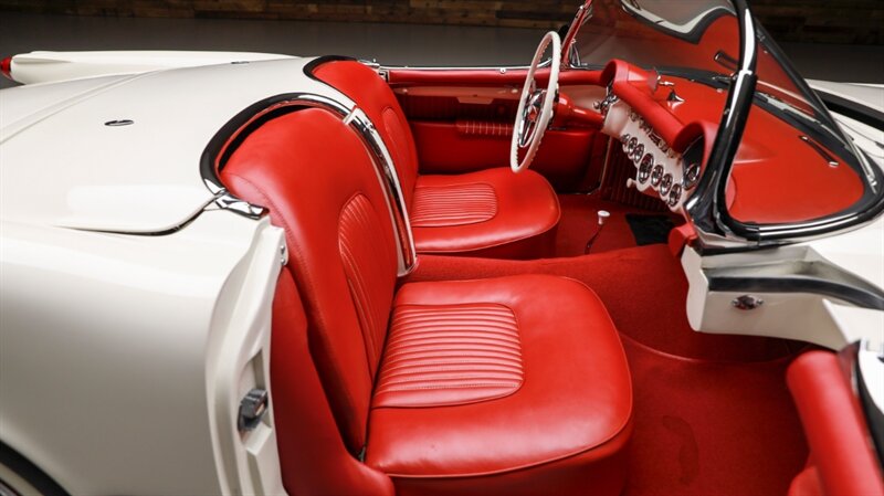 1953 Chevrolet Corvette Roadster — thumbnail 16 of 23