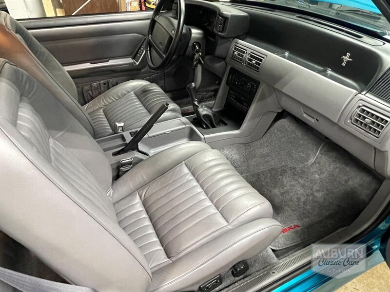 1993 Ford Mustang SVT Cobra — thumbnail 20 of 23