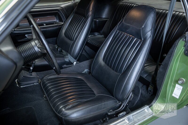 1971 Dodge Challenger 'Hemi' R/T — thumbnail 9 of 34