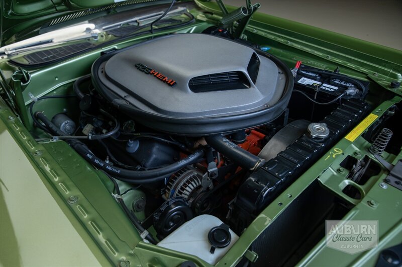 1971 Dodge Challenger 'Hemi' R/T — thumbnail 13 of 34
