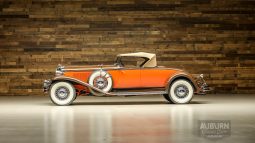 
										1931 Chrysler CG Imperial Roadster full									