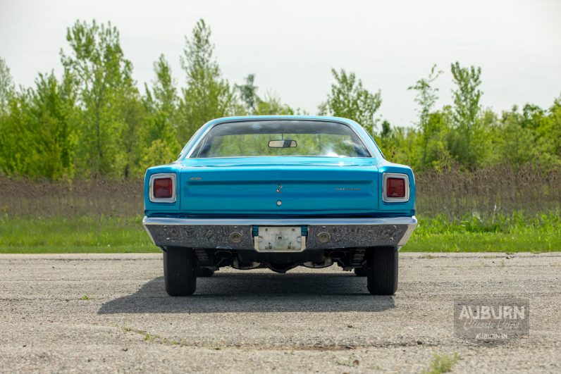 
								1969 Plymouth ‘Hemi’ Road Runner full									