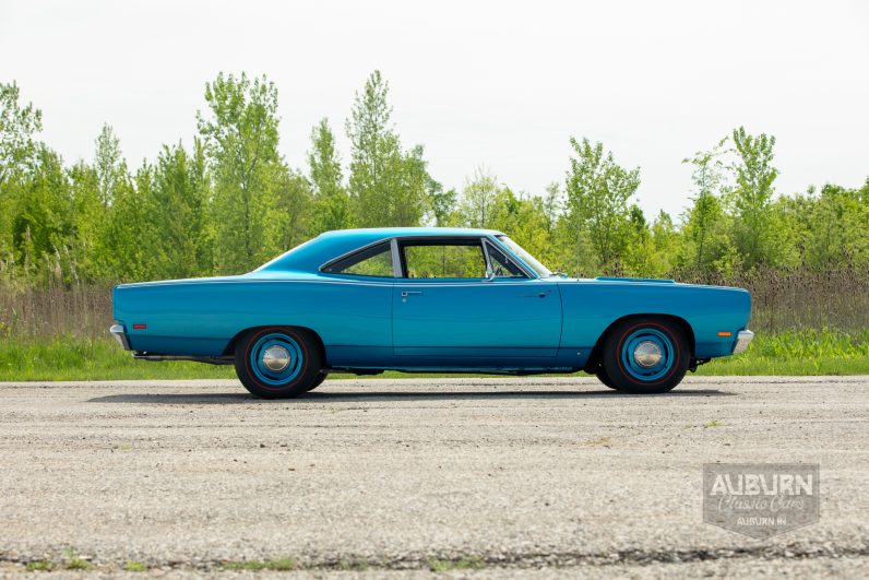 
								1969 Plymouth ‘Hemi’ Road Runner full									