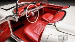 
										1953 Chevrolet Corvette full									
