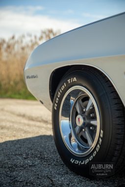 
										1969 Pontiac Firebird full									