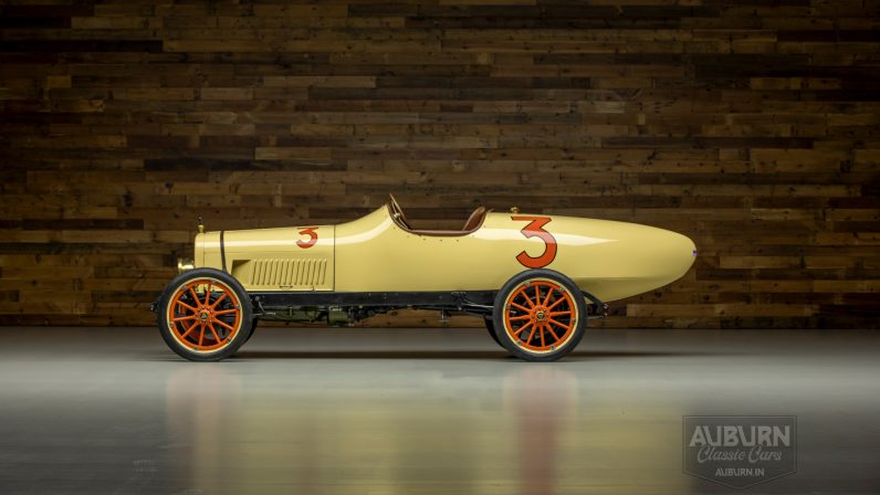 
								1915 Hudson Boattail Racer full									